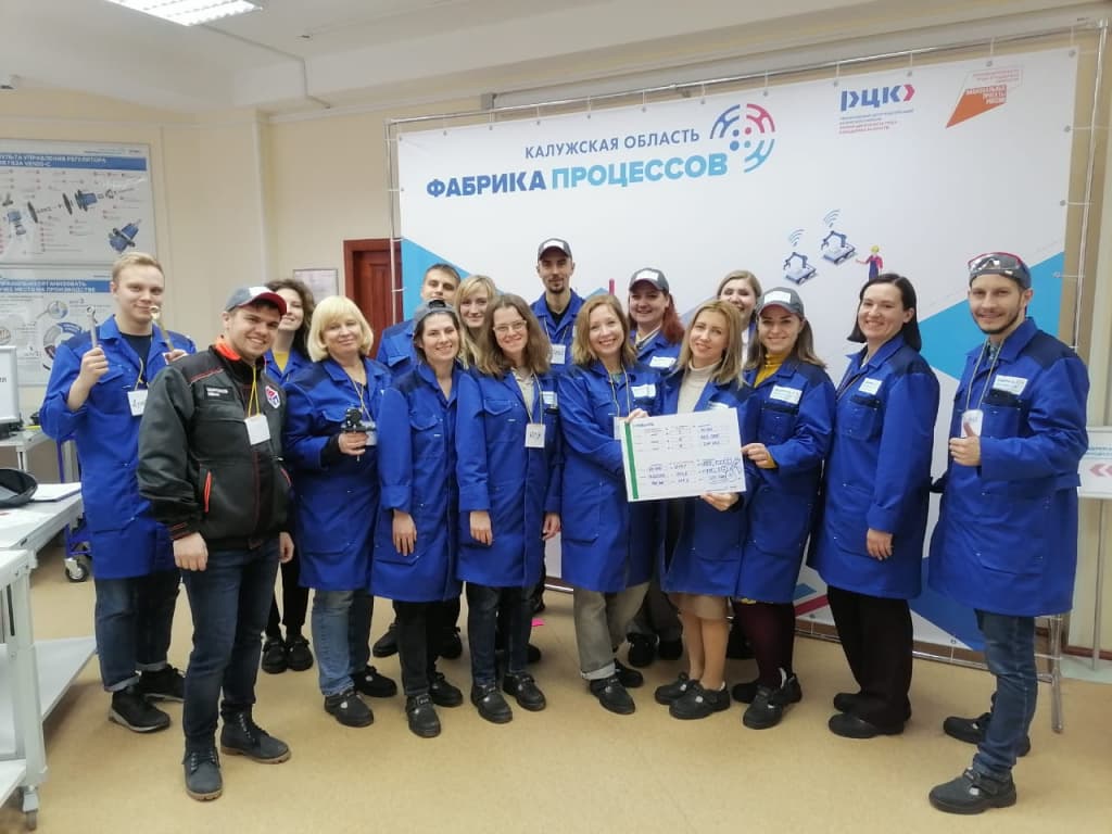 Делаем как учим_Внутренний лозунг учебного центра.jpeg